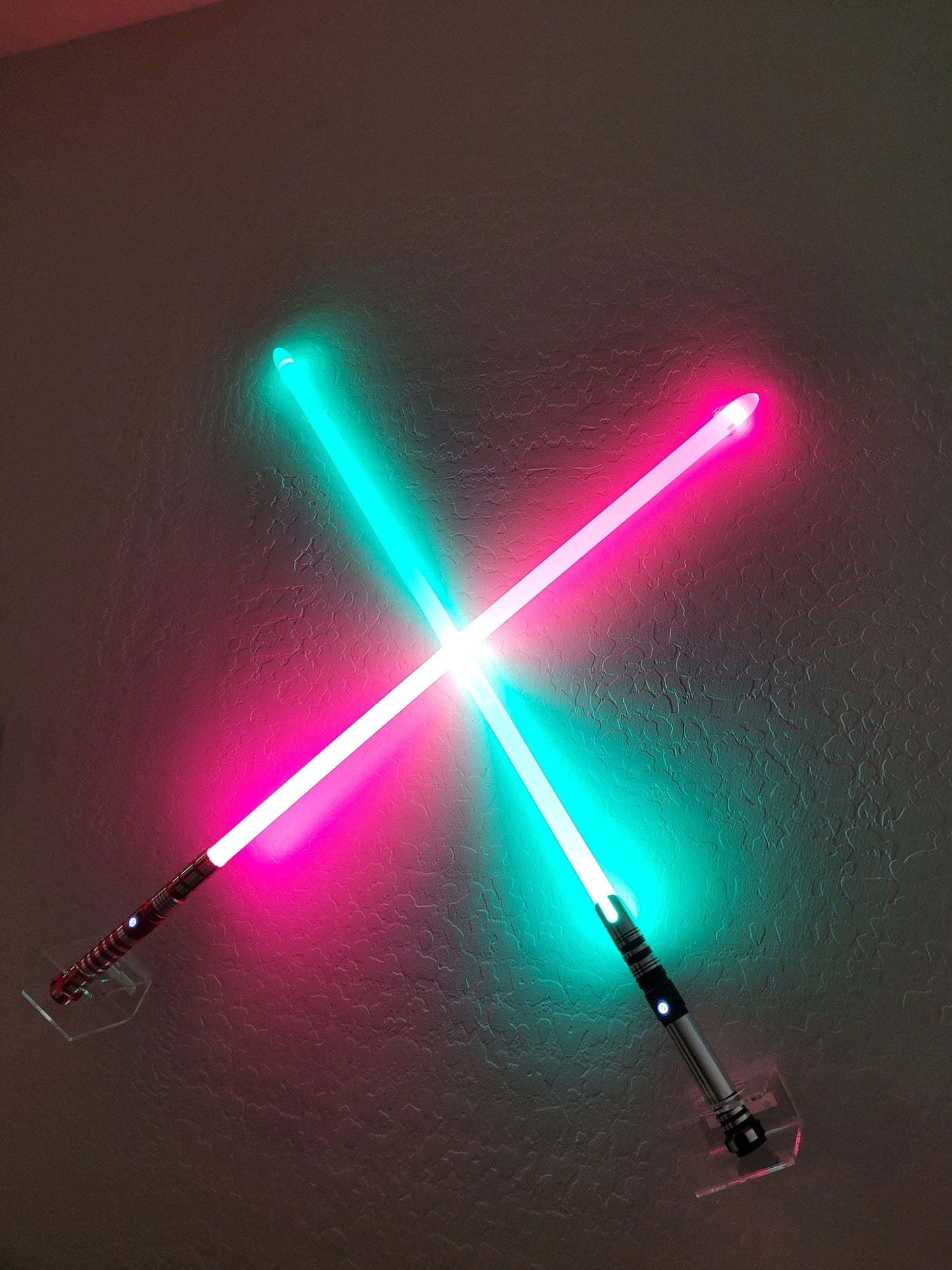 Lightsaber Wall Mount Display Vertical Saber Wall Mount Acrylic Light saber Stand Holder Extremely Durable Star Wars Gift Bossaber